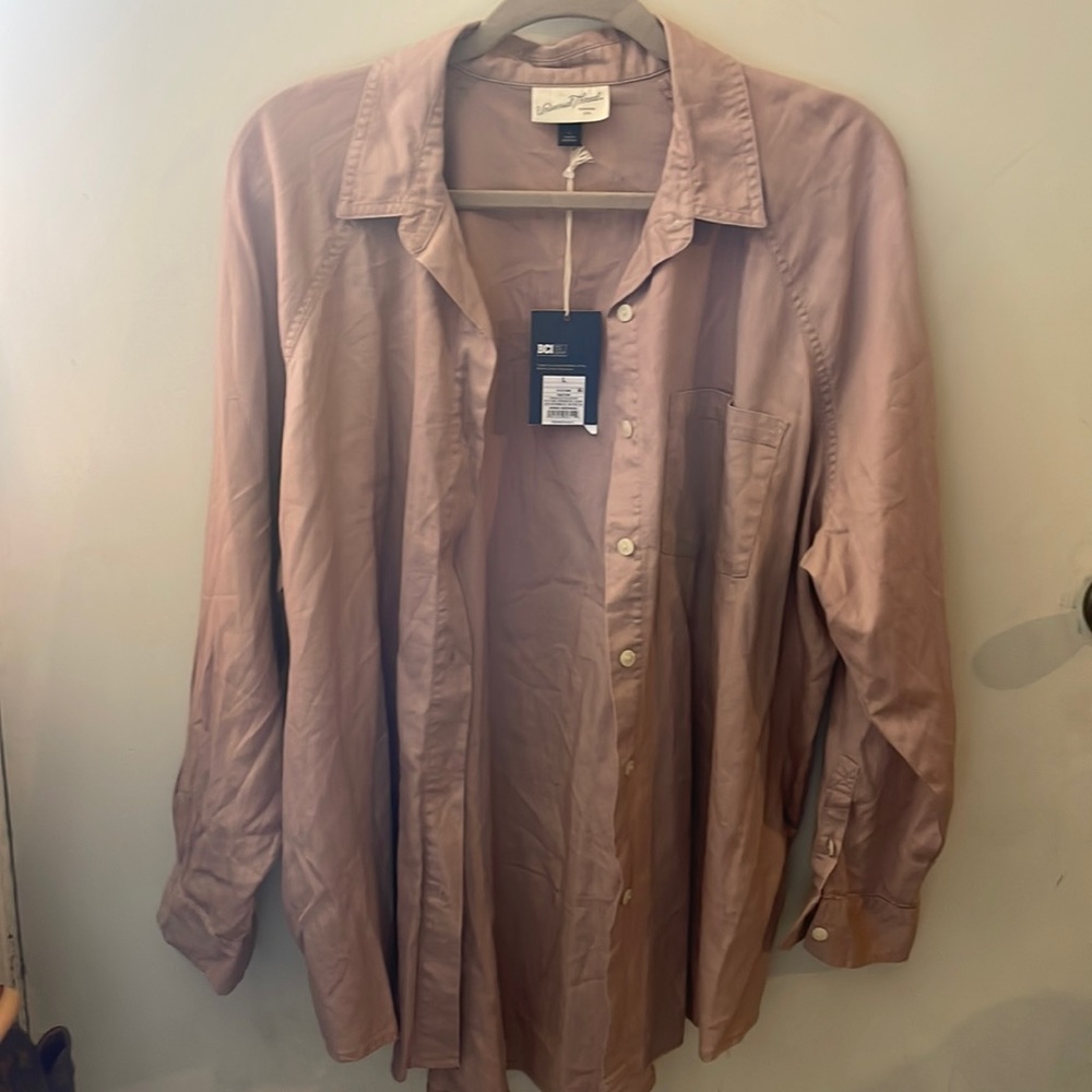 New with tags button down.
